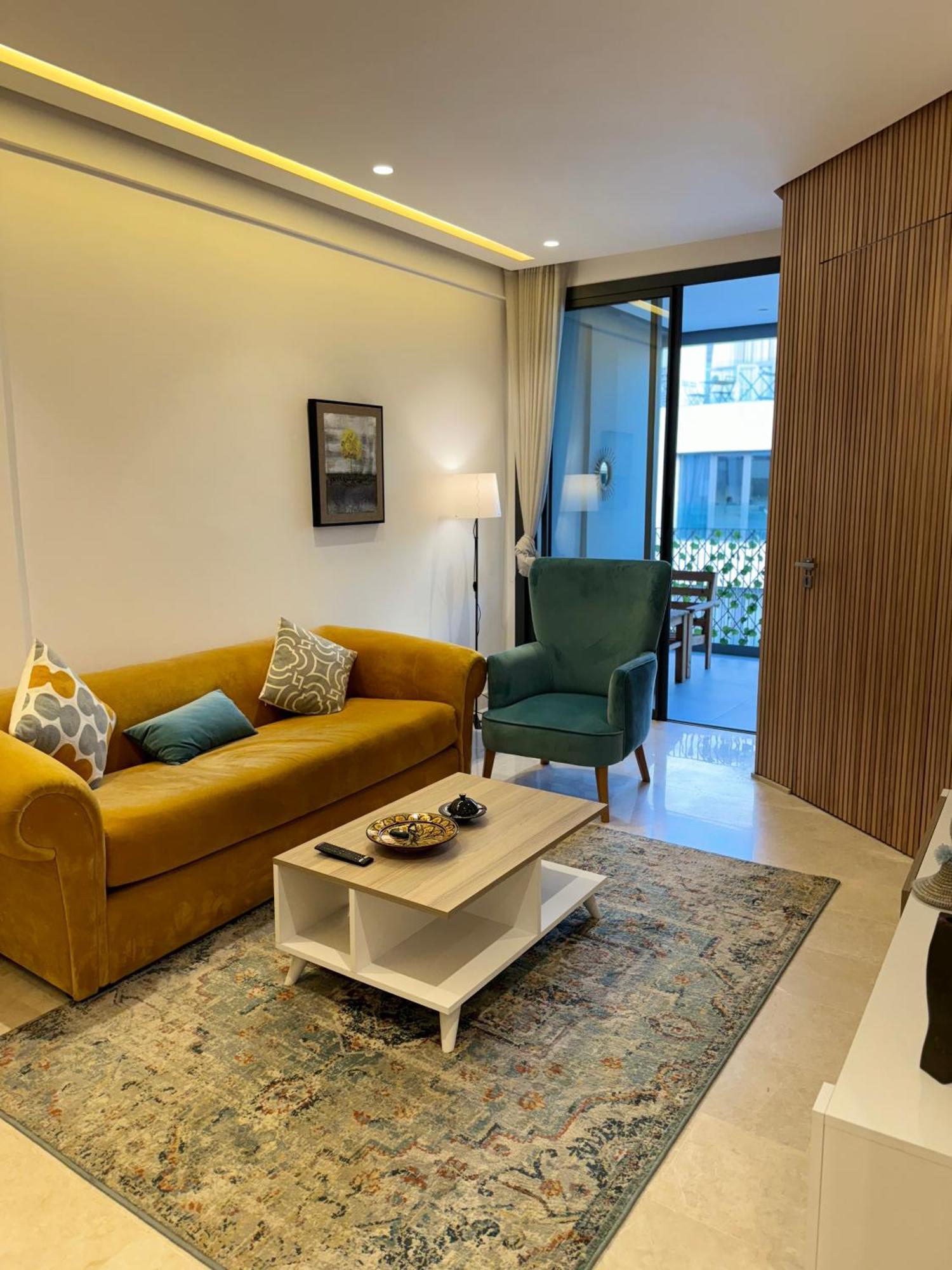 Presidential Living Princess * Casablanca