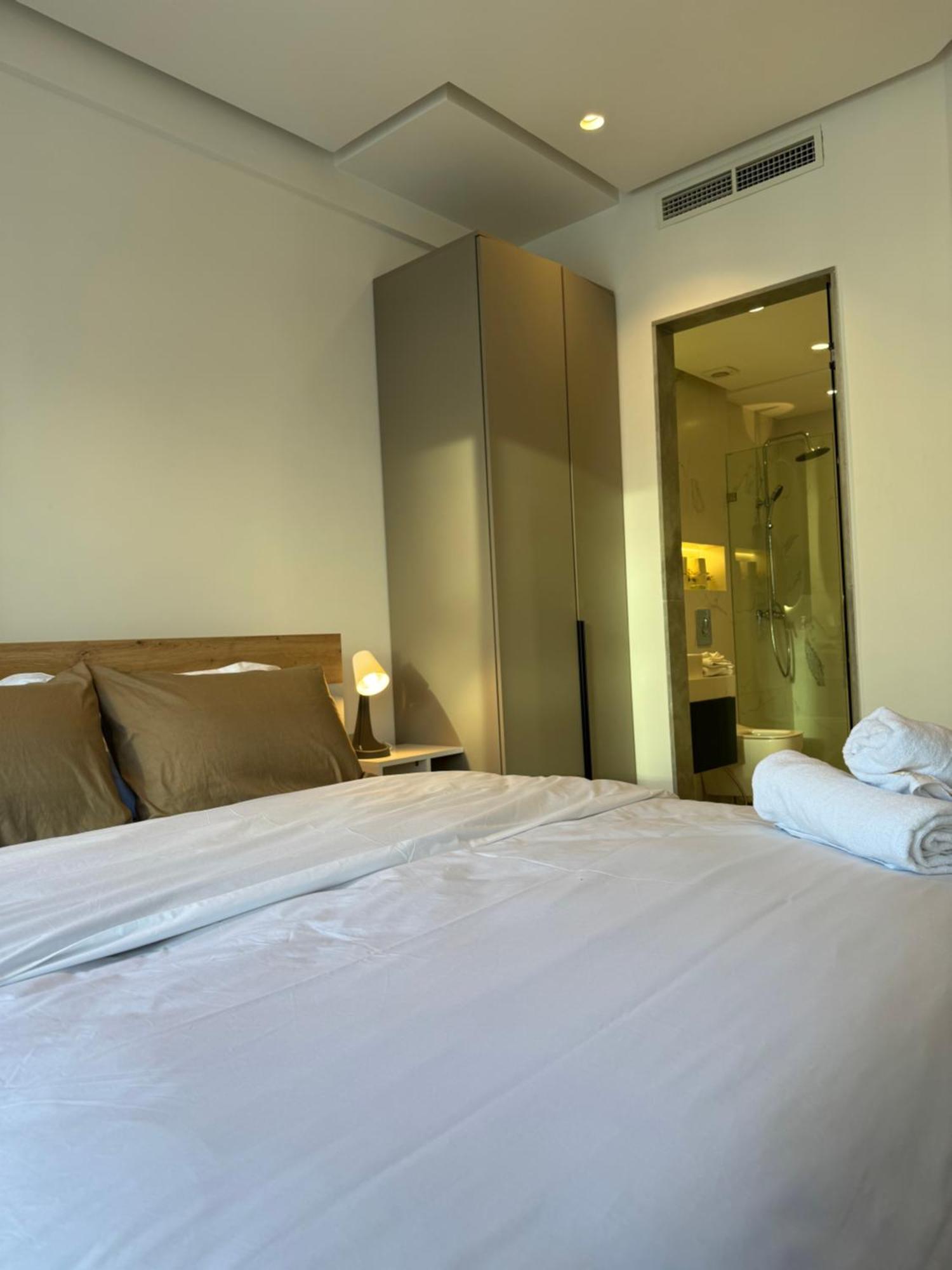 Presidential Living Princess Apartment